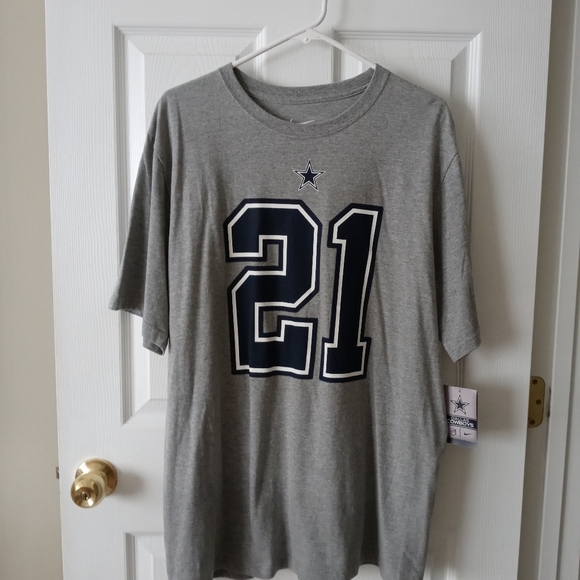 Dallas Cowboys 'Elliot "21' tshirt. Nike NFL. Brand new with tags.